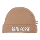 Bonnet naissance doublé pur coton “Beau gosse” camel, tout doux et confortable. Taille unique, idéal pour les premières semaines de bébé et lavable en machine.
