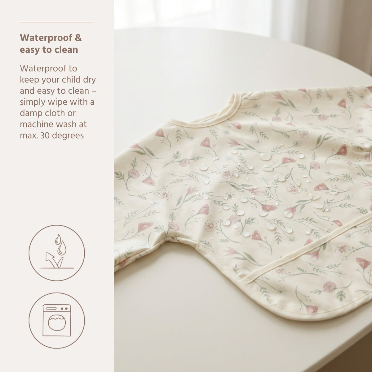 Bavoir à manches courtes fleuri imperméable 9 à 18 mois - Meyco Baby MEYCO BABY