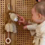 Boîte à musique lion Safari Friends : une mélodie douce et rassurante pour accompagner bébé au coucher. LITTLE DUTCH