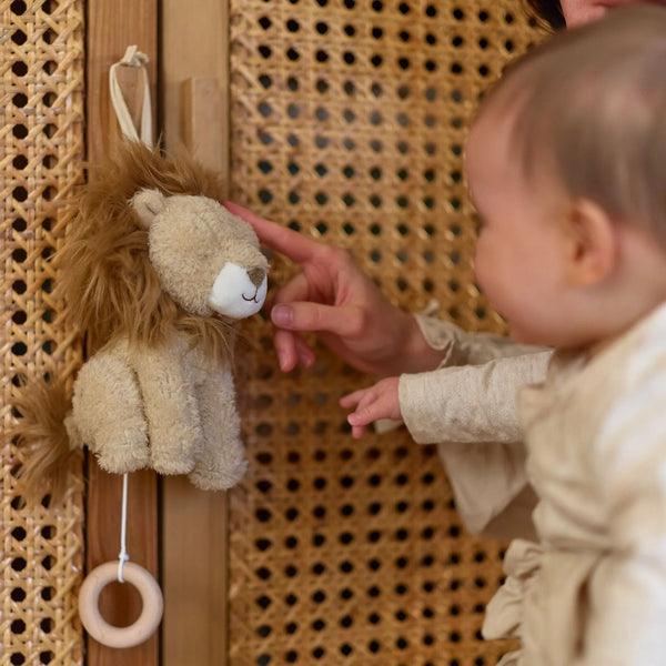 Boîte à musique lion Safari Friends : une mélodie douce et rassurante pour accompagner bébé au coucher. LITTLE DUTCH