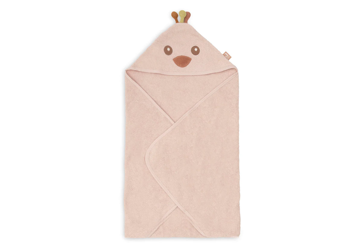 La cape de bain Jollein avec capuche et petites plumes en tissus enveloppe bébé de douceur et de chaleur après chaque bain. Fabriquée en 100 % coton éponge, elle est douce, absorbante et confortable. Son format 75 × 75 cm et son design attendrissant en font un indispensable du linge de bain de bébé.

Cape de bain bébé Jollein avec capuche et petites oreilles en éponge 100 % coton, douce et absorbante, idéale dès la naissance.