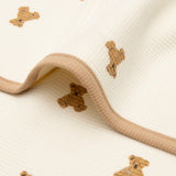Couverture bébé Mini Teddy Bear : un cocon de douceur et de chaleur pour accompagner bébé au quotidien.