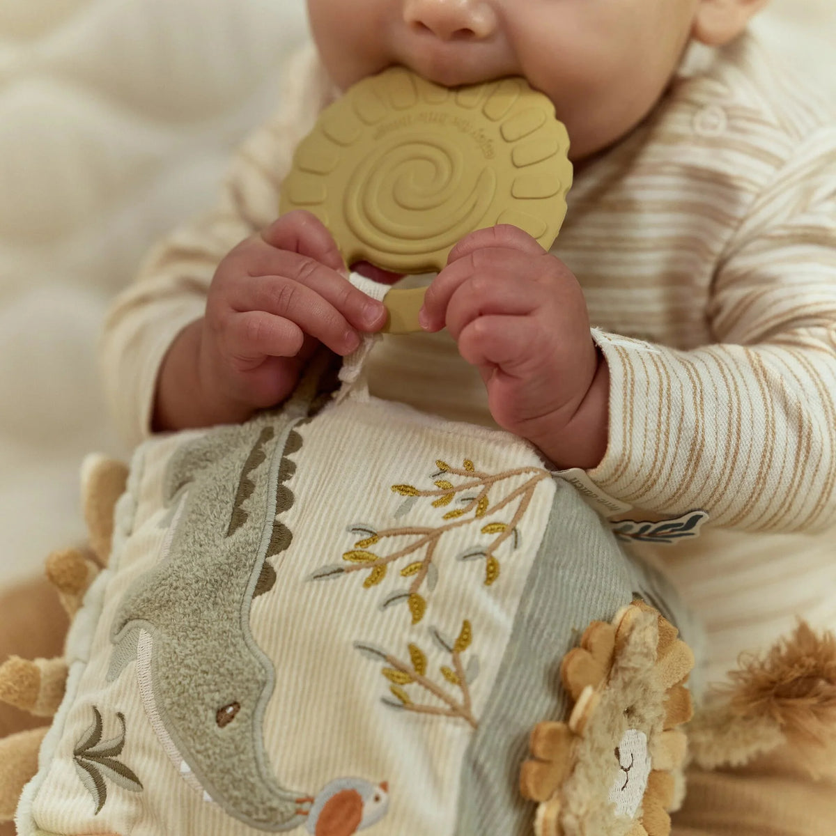 Cube d’activités soft Safari Friends – jouet sensoriel bébé