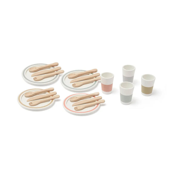 Dinette enfant en bois 4 personnes – service complet dès 2 ans Kid's concept
