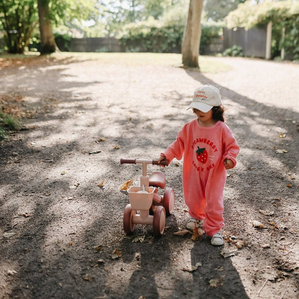 Draisienne bébé Mushie dès 12 mois – légère, stable et évolutive blush mushie