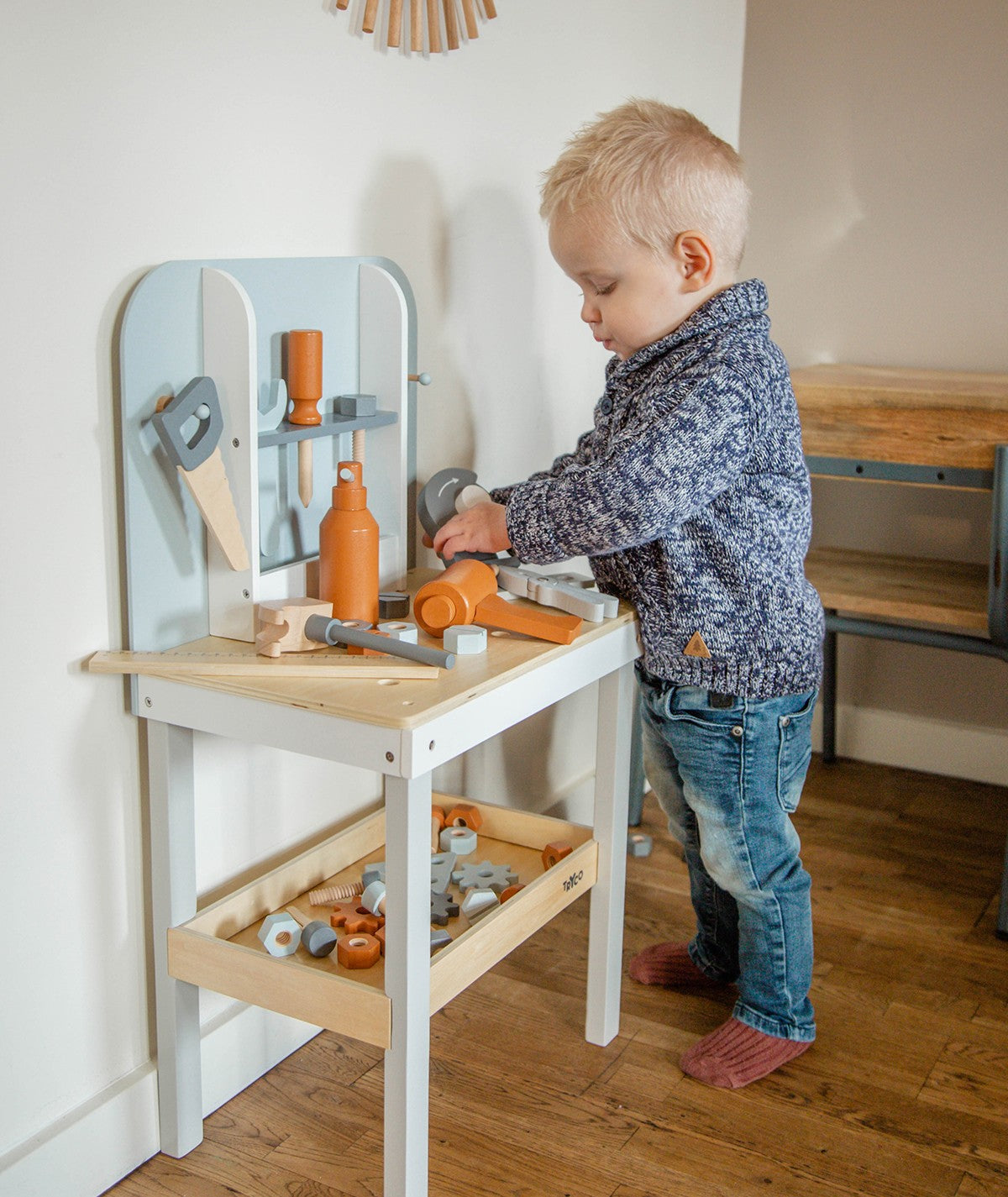 Établi en bois enfant – jouet bricolage dès 3 ans
