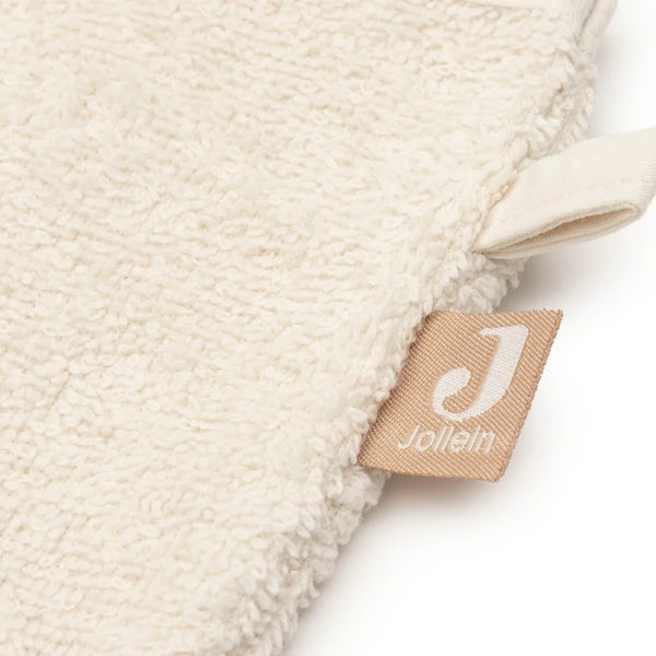 Le gant de toilette Sheep Sonny en éponge 100 % coton accompagne le bain de bébé avec douceur. Absorbant, pratique et agréable à utiliser, il respecte les peaux sensibles tout en rendant ce moment encore plus agréable. Gant de toilette bébé Sheep Sonny en éponge 100 % coton : un accessoire doux, absorbant et pratique pour le bain de bébé.