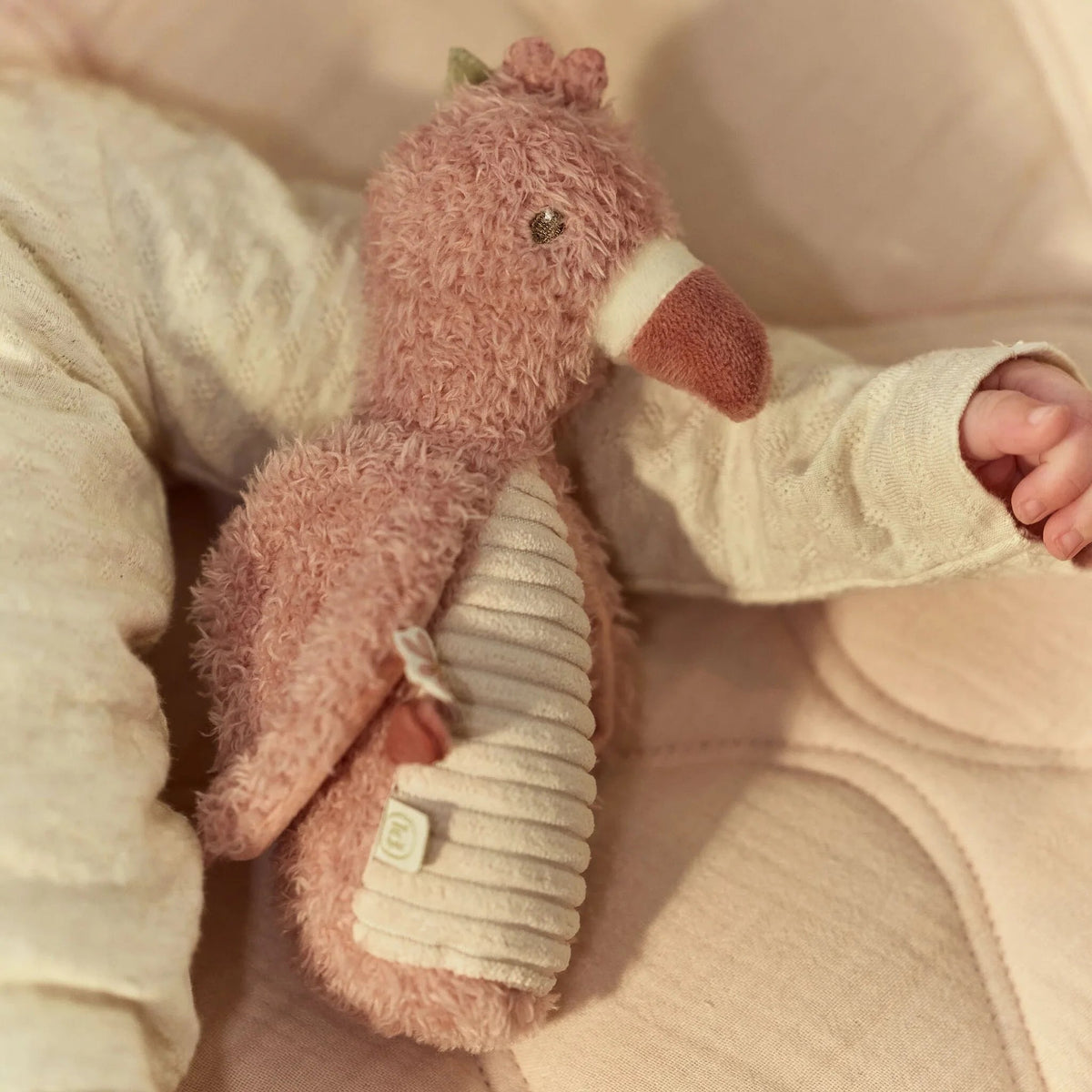 Hochet peluche flamant rose Safari Friends – hochet doux bébé LITTLE DUTCH