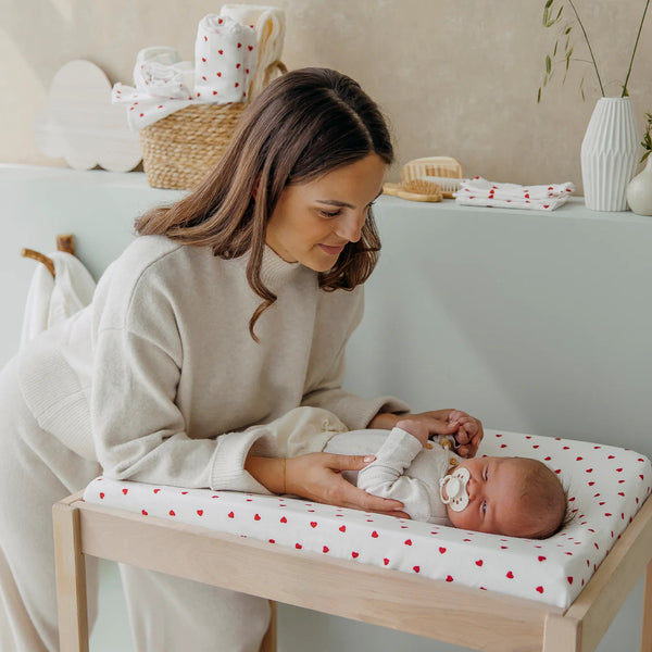 Housse matelas à langer bébé coton 50x70 coeurs rouge MEYCO BABY