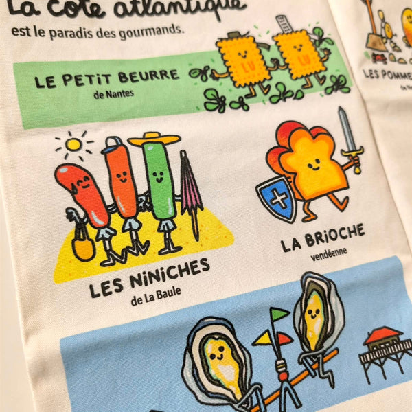 Ce livre bébé en tissu bruissant est un livre sensoriel adapté dès la naissance. Il stimule les sens, encourage la manipulation et accompagne les premières découvertes. C’est une idée de cadeau de naissance idéale. Ce livre bébé tissu est idéal pour stimuler l’éveil sensoriel dès les premiers mois