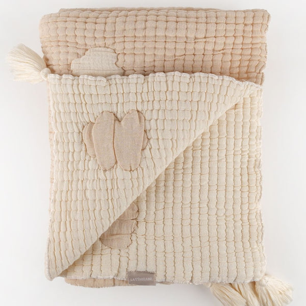 Idée cadeau de naissance : couverture bébé en mousseline au motif nuage