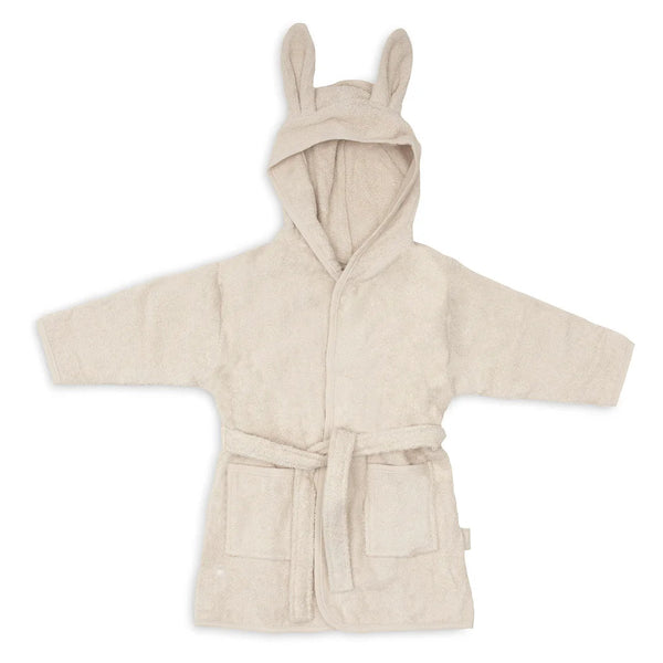 Ce peignoir de bain enfant en éponge 100 % coton est idéal après le bain, la douche ou la piscine. Doux, absorbant et confortable, il est doté d'une capuche, d'une fermeture pratique et d'une ceinture cousue pour accompagner les enfants de 3 à 4 ans. COLORIS SAND