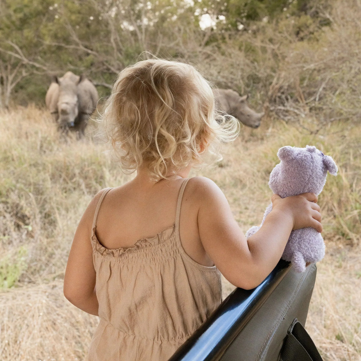Peluche hippopotame 17 cm – compagnon doux pour bébé