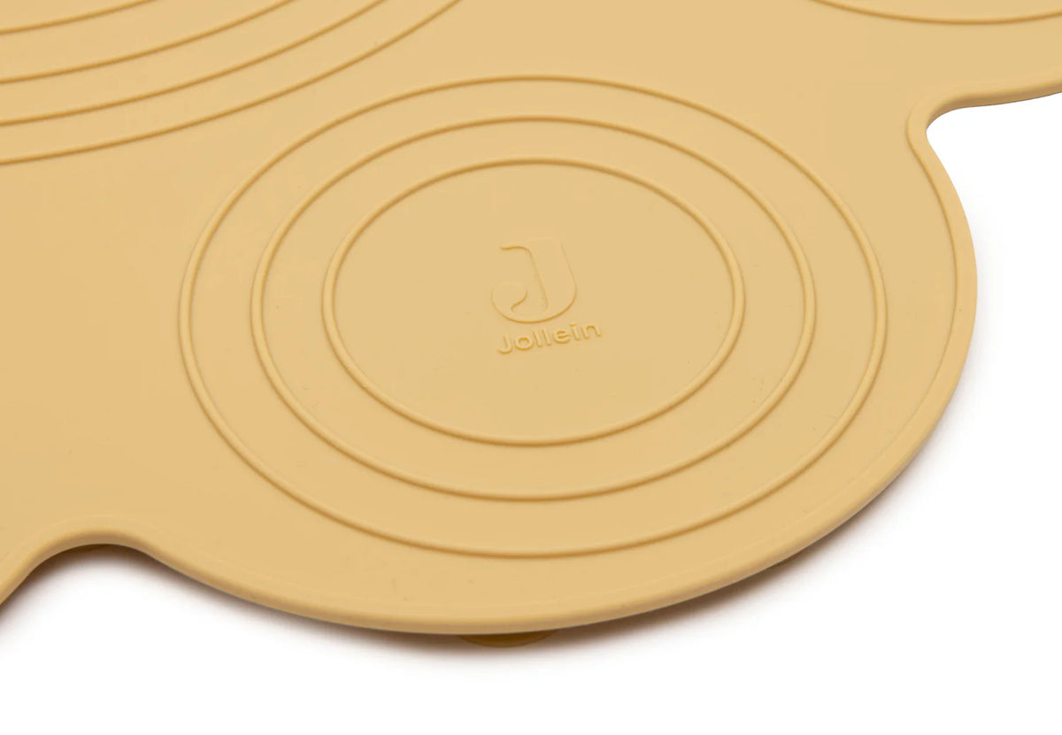 Offrez à votre bébé un bain sécurisé et amusant avec le tapis de bain silicone Sun Honey. Antidérapant, durable et facile à nettoyer – parfait dès la naissance !