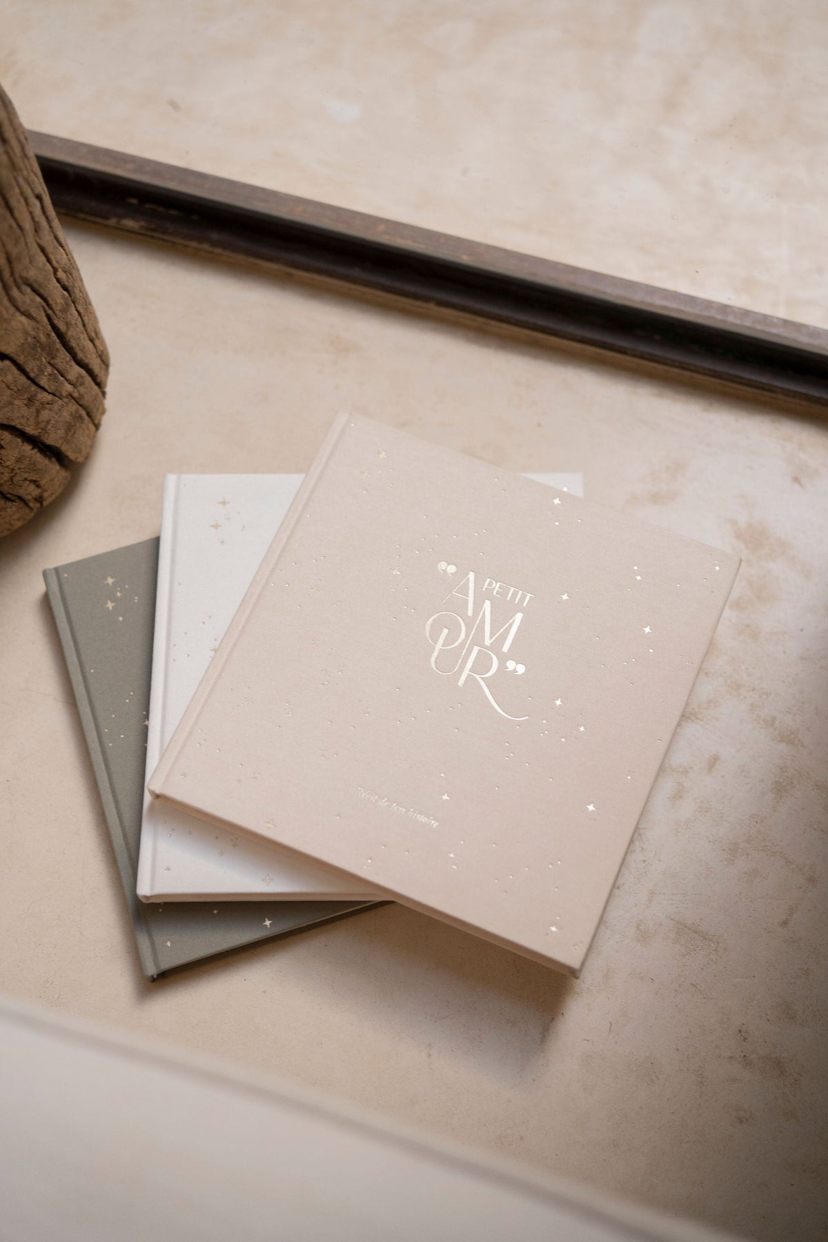 Livre de naissance Beige – Petit Amour Beige ZAKUW