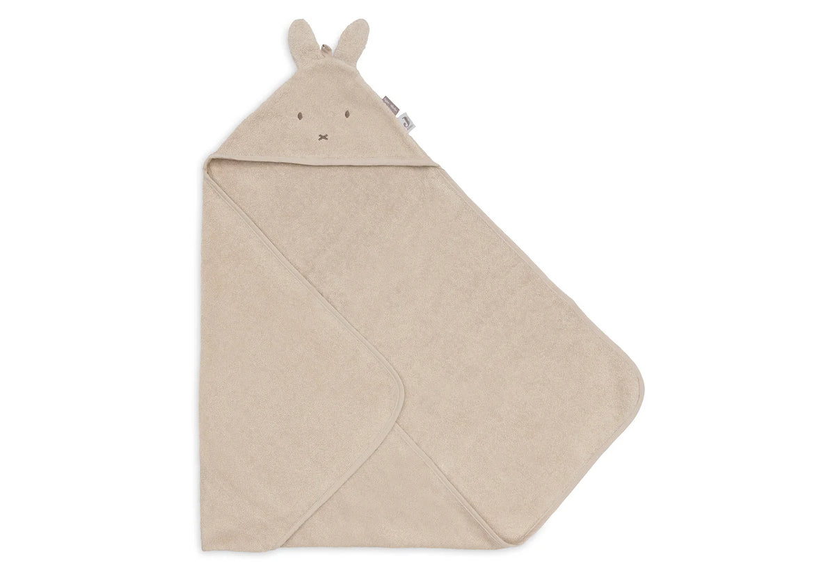 Cape de bain bébé Miffy 75x75cm, douce et ultra-absorbante. Capuche intégrée, éponge moelleuse et design réversible pour garder bébé bien au sec après le bain.