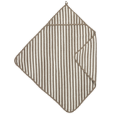 La cape de bain bébé rayée en éponge jacquard Meyco Baby associe douceur, absorption et élégance. Son tissage jacquard, sa boucle de suspension pratique et son format 75 × 75 cm en font un indispensable pour envelopper bébé de chaleur après chaque bain. Cape de bain bébé Meyco Baby en éponge jacquard rayée 75 × 75 cm, douce, absorbante et idéale pour garder bébé bien au chaud après le bain.