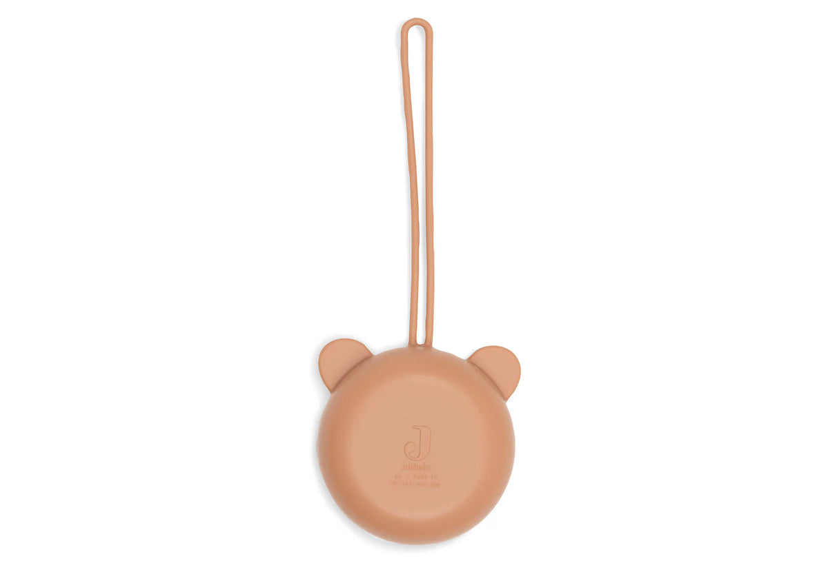 Étui à tétine en silicone sans BPA. Pratique, hygiénique et nomade, il protège la sucette de bébé en déplacement et s’accroche partout.