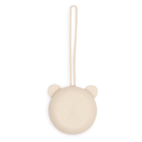 Étui à tétine en silicone sans BPA. Pratique, hygiénique et nomade, il protège la sucette de bébé en déplacement et s’accroche partout.