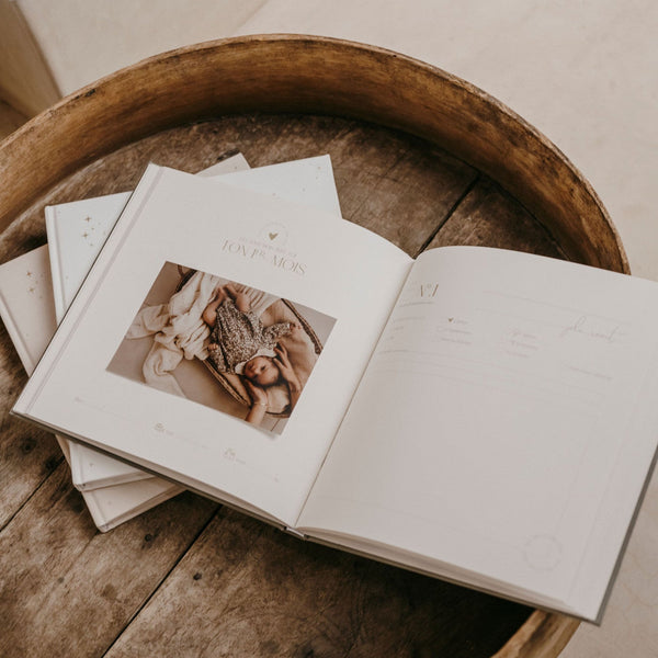 Livre de naissance Beige – Petit Amour Beige ZAKUW