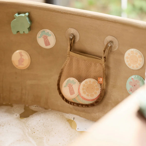 Jeu de bain memory kangourou pour bébé dès 18 mois. Cartes en mousse flottantes, éducatives et ludiques pour développer mémoire et concentration à l’heure du bain.