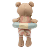 Faites du bain un moment ludique avec la poupée de bain flottante Teddy Bear. Étanche, sûre et adaptée aux petites mains, elle stimule l’imagination et l’éveil sensoriel dès 9 mois.
