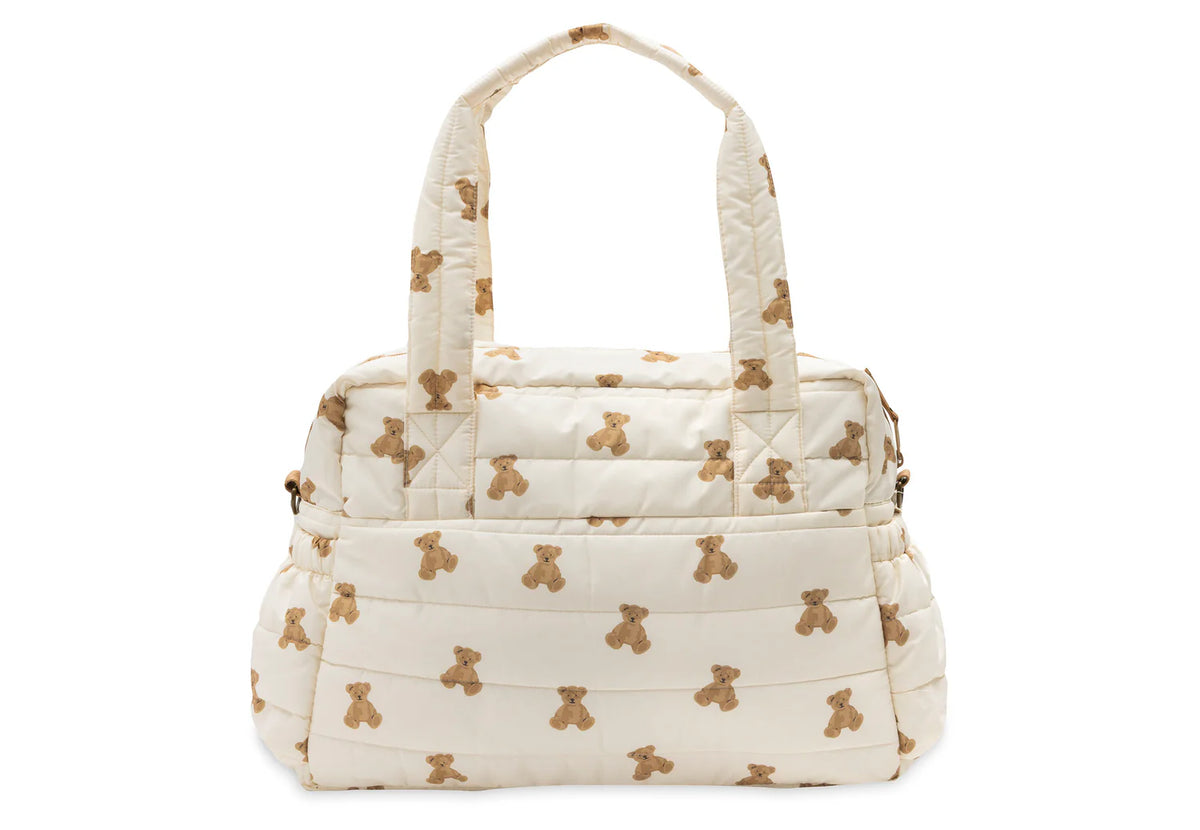Sac à langer spacieux et déperlant avec tapis à langer nomade inclus. Pratique, élégant et idéal pour les sorties avec bébé. Essentiel à retrouver dans la boutique bébé spécialisée petit coeur salé