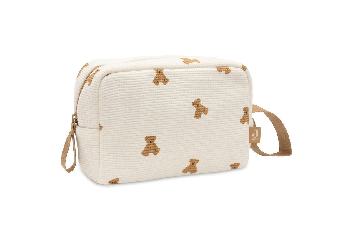 Découvrez la trousse de toilette bébé Mini Teddy Bear : pratique, compacte et polyvalente, idéale pour ranger les essentiels de bébé et maman lors des sorties et voyages.