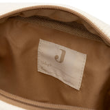 Découvrez la trousse de toilette bébé Mini Teddy Bear : pratique, compacte et polyvalente, idéale pour ranger les essentiels de bébé et maman lors des sorties et voyages.